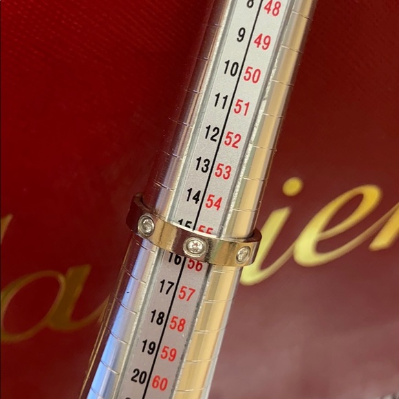 Cartier Diamond Love 18K Gold Band Ring 8 Diamonds - Picture 5 of 16